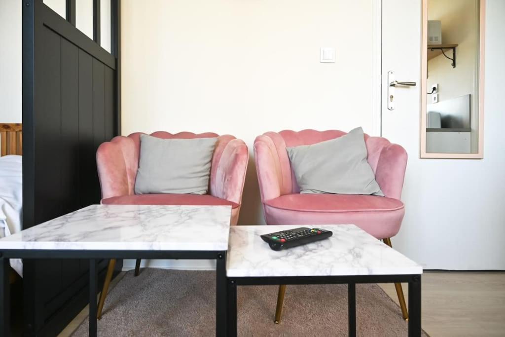 Bistrot 10 Apartment Nazelles-Negron Екстериор снимка